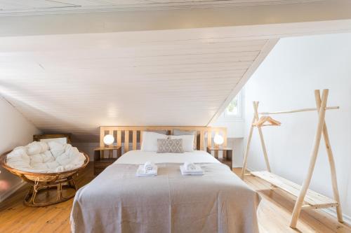 Alfama Tale Four-Bedroom Apartment w/ River View - by LU Holidays