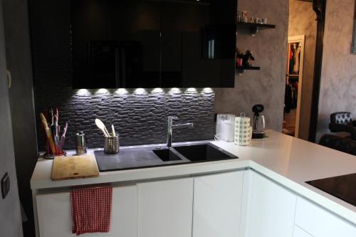 Manhattan House photo 13