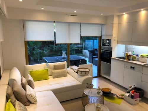 Luxe apartment center 6pers 300m2 privare garden