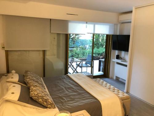 Luxe apartment center 6pers 300m2 privare garden