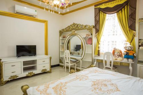 Katil atau katil-katil dalam bilik di King Hotel Quang Ngai