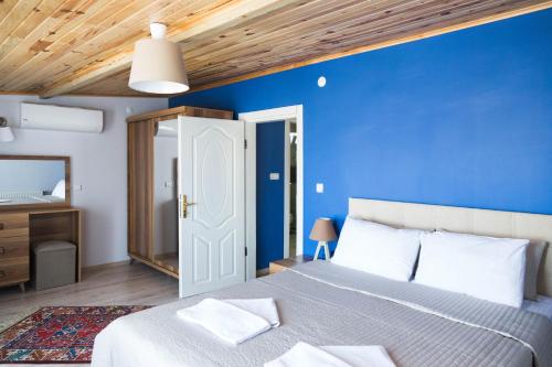 Gallery image of Assos Kadirga Hotel in Behramkale