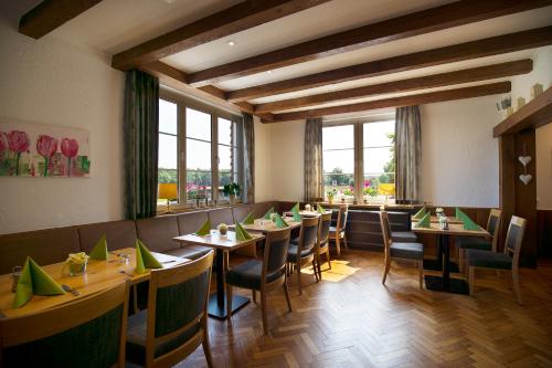 Restaurant ou autre lieu de restauration dans l'établissement Landgasthof-Hotel Zum Steverstrand