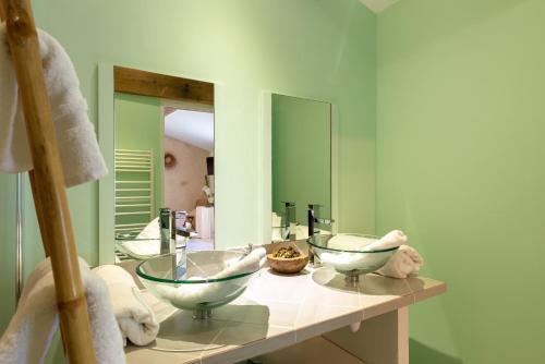 Kylpyhuone majoituspaikassa L'Ilot Vignes