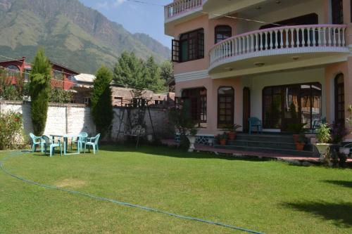 Nespecifikovaný výhled na hory nebo výhled na hory při pohledu z bed and breakfast