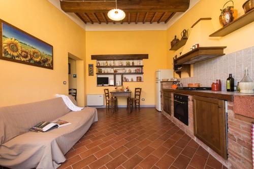Kuchyň nebo kuchyňský kout v ubytování Agriturismo Pratovalle