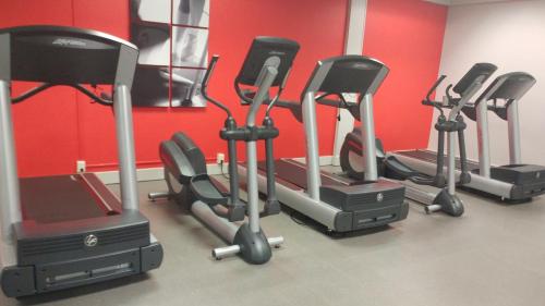 Palestra o centro fitness di Radisson Hotel Louisville North