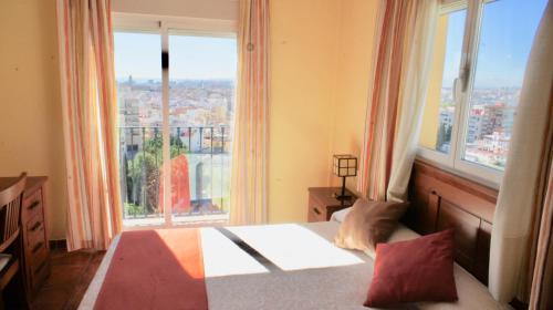 Hotel Casa Vazquez (Hispaania Málaga) - Booking.com