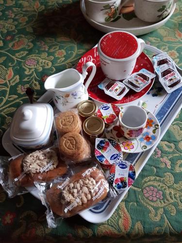 Makanan di atau berdekatan apartmen