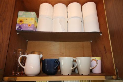 COCO Nakameguro301にあるコーヒーまたはお茶