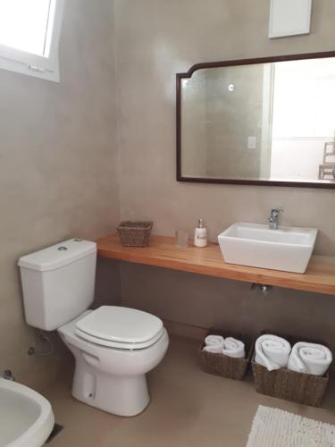 ห้องน้ำของ La Marea B&B