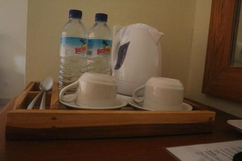 Принадлежности для чая и кофе в Bedolo Bungalows