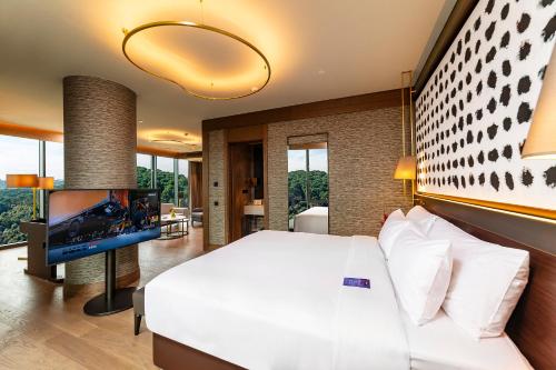 Radisson Collection Hotel, Vadistanbulにあるベッド
