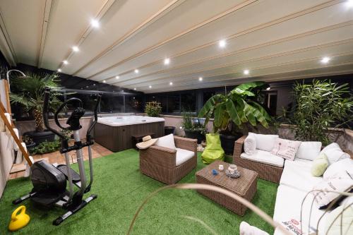 Apartment Garden Terrace