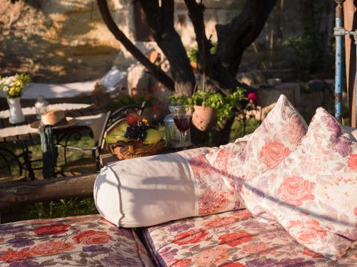 Posezení v ubytování Melekler Evi Cave Hotel