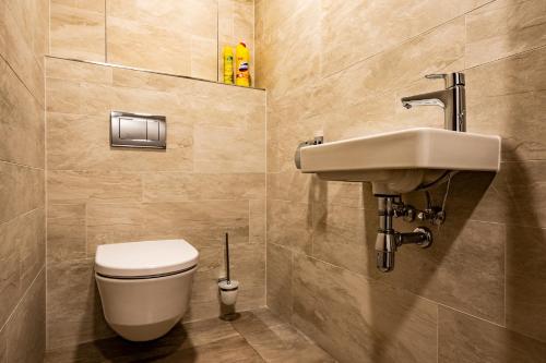 Koupelna v ubytování Apartmány Adélka Špindlerův Mlýn