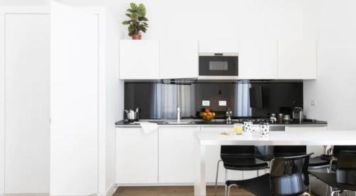App Leoncino Design Apartment in Rome