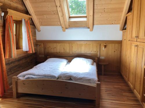 Cama o camas de una habitación en Waldheimathütte