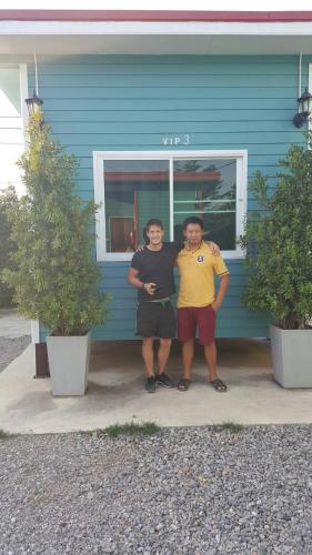 Tetamu yang menginap di In Love Resort