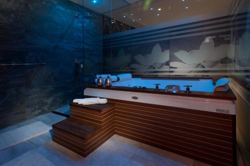 Kúpeľňa v ubytovaní Boban Luxury Suites