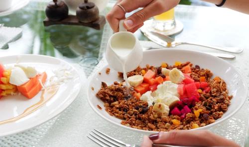 Mad på resortet eller i nærheden