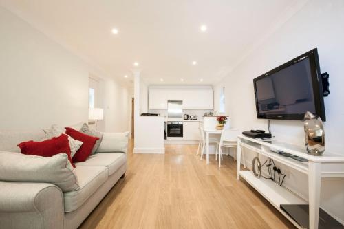 Dapur atau dapur kecil di High Hedges Apartment C