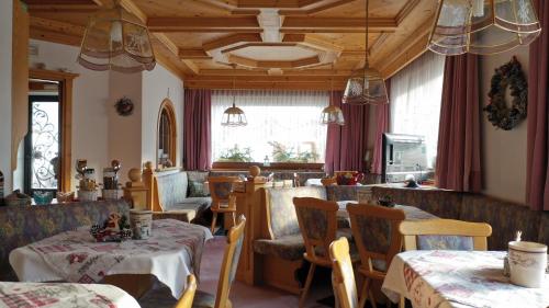 Restaurace v ubytování Garnì Valdan