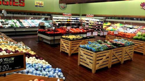 a grocery store filled with lots of fruits and vegetables at STEPS to CONVENTION CENTER, DOWNTOWN DC, METRO STATION: PRIVATE APARTMENT in Washington, D.C.