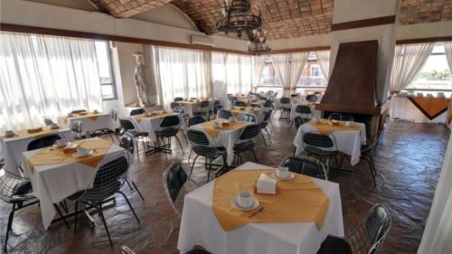 Restaurace v ubytování Hotel Los Cedros