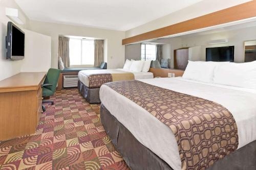 Galeriebild der Unterkunft Microtel Inn & Suites by Wyndham Denver Airport in Denver