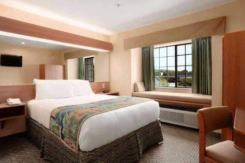 Gallery image of Microtel Inn & Suites by Wyndham Panama City in Panama City