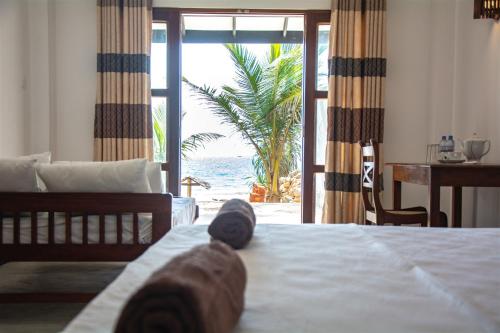 Gallery image of Sailors' Bay in Hikkaduwa