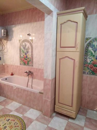 Phòng tắm tại Villa Dr. Atef Darwish