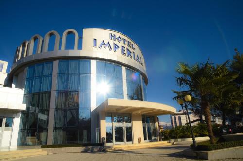 Gallery image of Imperial Hotel IH in Elbasan