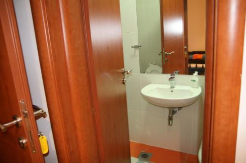Koupelna v ubytování Apartments Villa Čučuk