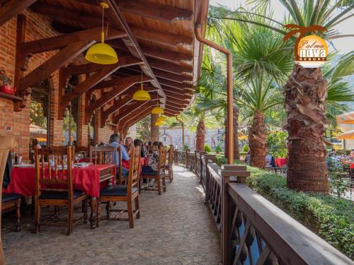 Restaurace v ubytování PalmaNova Resort
