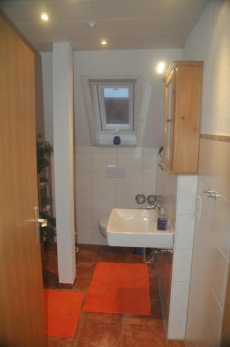 A bathroom at Kleine Auszeit