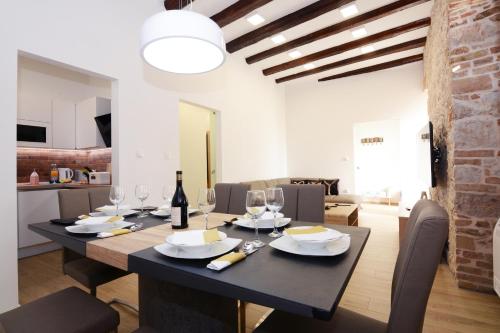 Gallery image of XY Suites - Design Apartments in Šibenik
