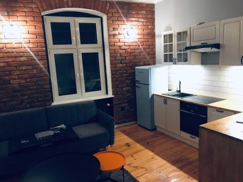 Dapur atau dapur kecil di Apartament Odrzanka