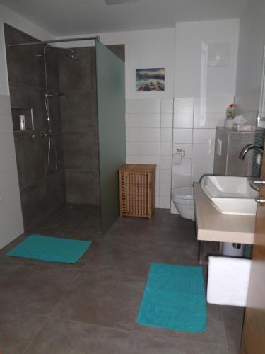 Weinstraßenapartment Fam. Dietrich tesisinde bir banyo