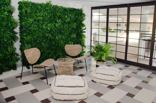 Ruang duduk di Hotel Ereza Mar - Adults Only