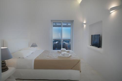 Gallery image of VILLA APHRODITE- PRIVATE POOL- AMAZING AEGEAN VIEW in M&yacute;konos City