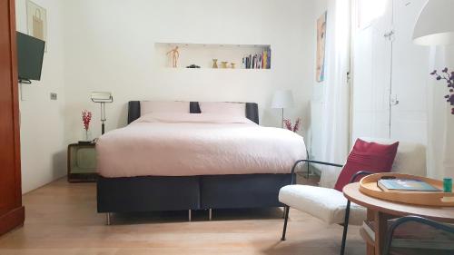 Een bed of bedden in een kamer bij Accommodatie JURPLACE Centrum