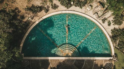 NusaBay Menjangan — Swimming pool