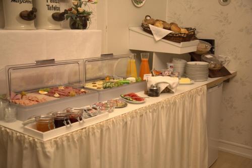 Jídlo v penzionu nebo okolí