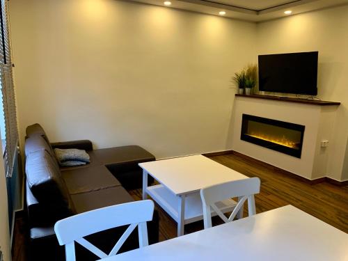 The lounge or bar area at PM Apartament