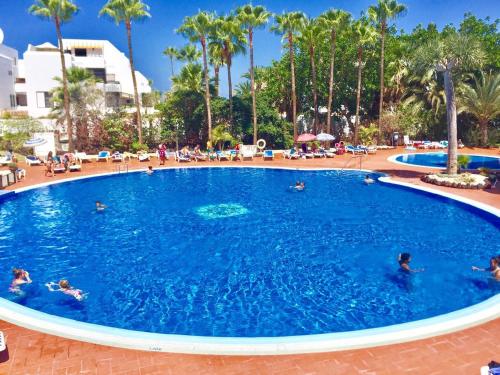Relax Tropical Las Americas - TENESOL RENTALS