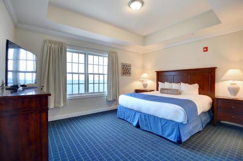 Katil atau katil-katil dalam bilik di Waterside Resort by Capital Vacations