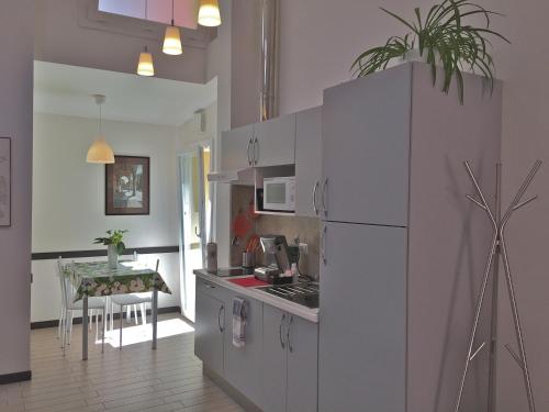 Kjøkken eller kjøkkenkrok på Appartamenti Borghetto Panigale