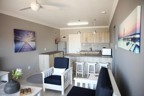 Kuchyň nebo kuchyňský kout v ubytování Mari-Amor Self-Catering Apartments